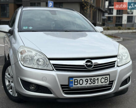 Серый Опель Астра, объемом двигателя 1.7 л и пробегом 228 тыс. км за 4899 $, фото 9 на Automoto.ua