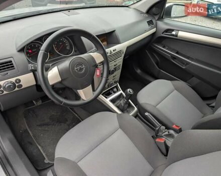 Серый Опель Астра, объемом двигателя 0 л и пробегом 240 тыс. км за 4850 $, фото 24 на Automoto.ua