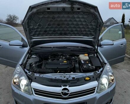 Серый Опель Астра, объемом двигателя 1.6 л и пробегом 251 тыс. км за 6100 $, фото 37 на Automoto.ua