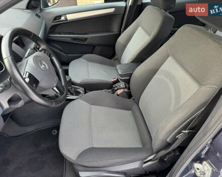 Серый Опель Астра, объемом двигателя 1.6 л и пробегом 223 тыс. км за 5500 $, фото 23 на Automoto.ua