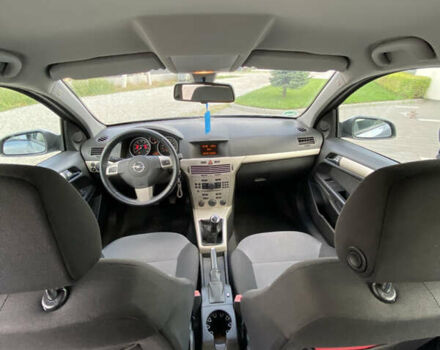 Серый Опель Астра, объемом двигателя 1.6 л и пробегом 214 тыс. км за 5700 $, фото 15 на Automoto.ua