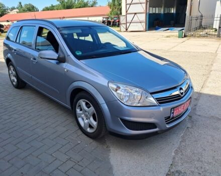 Серый Опель Астра, объемом двигателя 1.6 л и пробегом 156 тыс. км за 5700 $, фото 1 на Automoto.ua