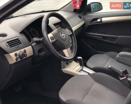 Серый Опель Астра, объемом двигателя 1.91 л и пробегом 278 тыс. км за 5700 $, фото 21 на Automoto.ua