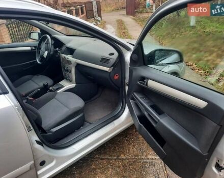 Сірий Опель Астра, об'ємом двигуна 1.9 л та пробігом 219 тис. км за 6200 $, фото 29 на Automoto.ua