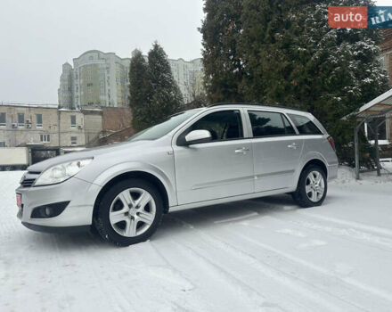 Серый Опель Астра, объемом двигателя 1.6 л и пробегом 196 тыс. км за 5600 $, фото 7 на Automoto.ua