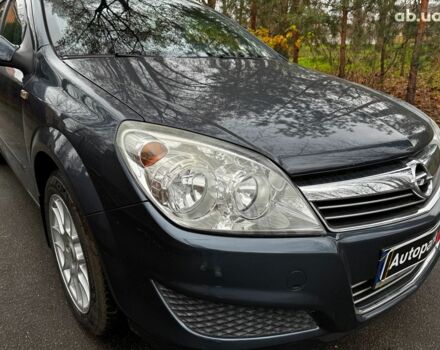 Серый Опель Астра, объемом двигателя 1.6 л и пробегом 197 тыс. км за 5990 $, фото 3 на Automoto.ua