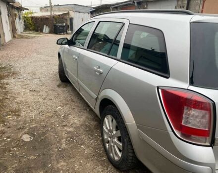 Серый Опель Астра, объемом двигателя 1.6 л и пробегом 230 тыс. км за 5200 $, фото 4 на Automoto.ua