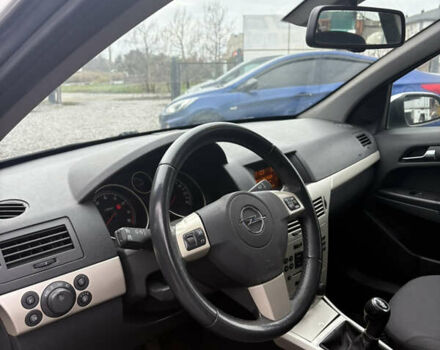 Серый Опель Астра, объемом двигателя 1.6 л и пробегом 215 тыс. км за 6000 $, фото 12 на Automoto.ua