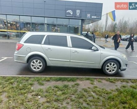 Сірий Опель Астра, об'ємом двигуна 1.7 л та пробігом 313 тис. км за 5000 $, фото 6 на Automoto.ua