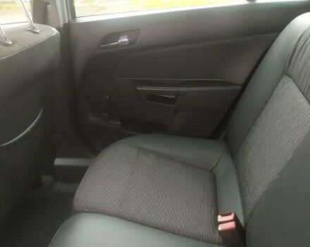 Серый Опель Астра, объемом двигателя 1.7 л и пробегом 285 тыс. км за 5500 $, фото 7 на Automoto.ua