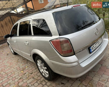 Серый Опель Астра, объемом двигателя 1.6 л и пробегом 283 тыс. км за 5000 $, фото 2 на Automoto.ua