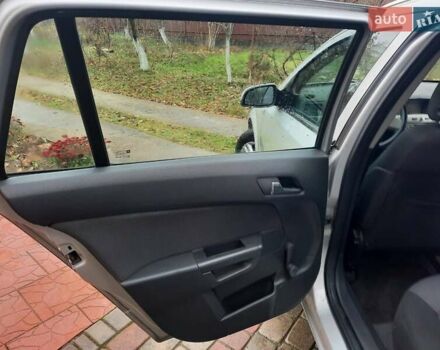 Сірий Опель Астра, об'ємом двигуна 1.9 л та пробігом 219 тис. км за 6200 $, фото 26 на Automoto.ua