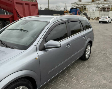 Серый Опель Астра, объемом двигателя 1.6 л и пробегом 289 тыс. км за 4200 $, фото 2 на Automoto.ua