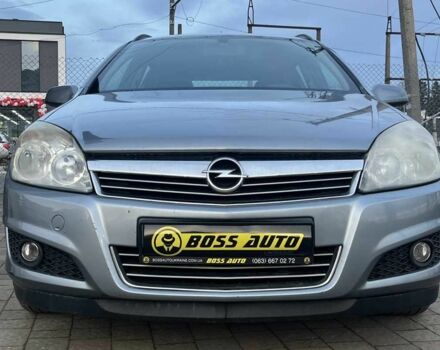 Серый Опель Астра, объемом двигателя 1.4 л и пробегом 220 тыс. км за 5500 $, фото 1 на Automoto.ua