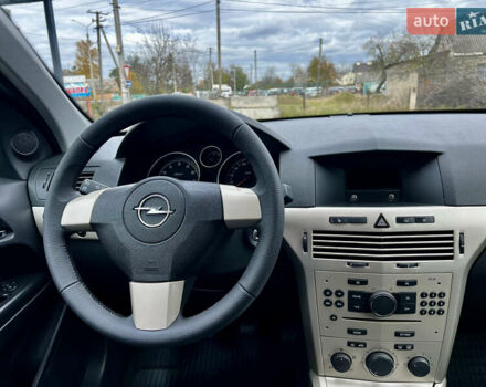 Опель Астра 2008 в Виннице на Automoto.ua Серый Опель Астра, объемом двигателя 1.8 л и пробегом 166 тыс. км за 6499 $, фото 34 на Automoto.ua
