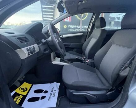 Серый Опель Астра, объемом двигателя 1.4 л и пробегом 220 тыс. км за 5500 $, фото 8 на Automoto.ua