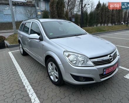 Сірий Опель Астра, об'ємом двигуна 1.6 л та пробігом 196 тис. км за 5700 $, фото 2 на Automoto.ua