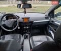 Серый Опель Астра, объемом двигателя 1.6 л и пробегом 246 тыс. км за 6500 $, фото 4 на Automoto.ua