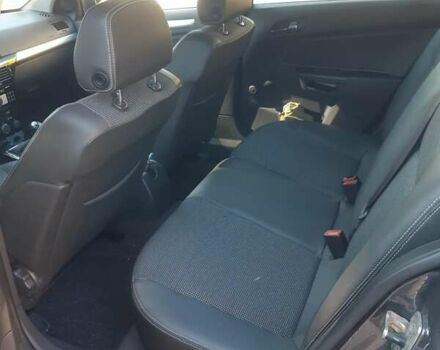 Опель Астра 2009 в Черкассах на Automoto.ua Серый Опель Астра, объемом двигателя 1.6 л и пробегом 259 тыс. км за 6600 $, фото 11 на Automoto.ua