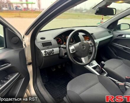 Опель Астра 2009 в Новом Буге на Automoto.ua Серый Опель Астра, объемом двигателя 1.4 л и пробегом 316 тыс. км за 4900 $, фото 5 на Automoto.ua