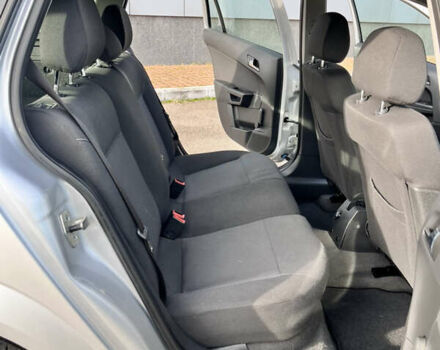 Серый Опель Астра, объемом двигателя 1.6 л и пробегом 230 тыс. км за 5950 $, фото 23 на Automoto.ua