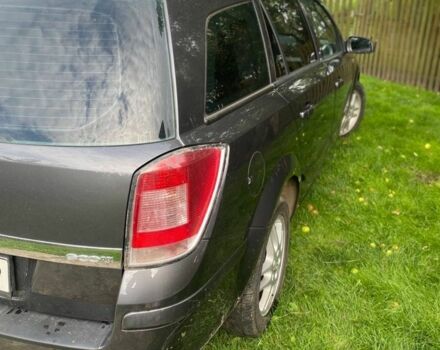 Серый Опель Астра, объемом двигателя 1.7 л и пробегом 223 тыс. км за 5199 $, фото 2 на Automoto.ua