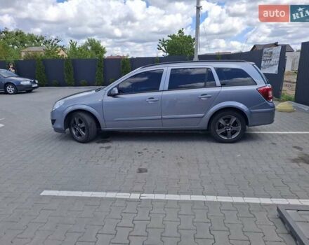 Серый Опель Астра, объемом двигателя 1.6 л и пробегом 189 тыс. км за 5900 $, фото 4 на Automoto.ua