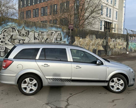 Серый Опель Астра, объемом двигателя 1.6 л и пробегом 205 тыс. км за 5400 $, фото 3 на Automoto.ua