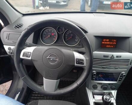 Серый Опель Астра, объемом двигателя 1.6 л и пробегом 263 тыс. км за 6600 $, фото 21 на Automoto.ua