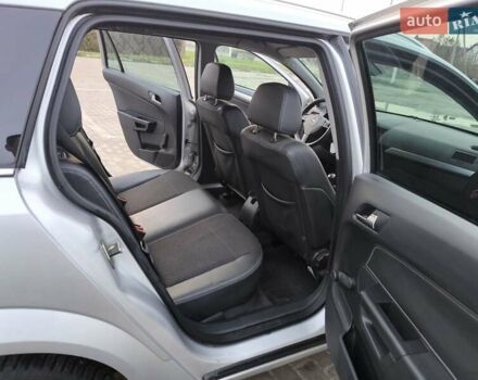 Серый Опель Астра, объемом двигателя 1.6 л и пробегом 229 тыс. км за 6000 $, фото 20 на Automoto.ua