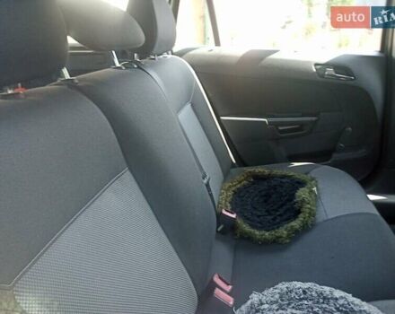 Серый Опель Астра, объемом двигателя 1.6 л и пробегом 210 тыс. км за 5500 $, фото 6 на Automoto.ua