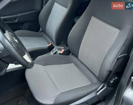 Серый Опель Астра, объемом двигателя 0 л и пробегом 230 тыс. км за 5700 $, фото 35 на Automoto.ua