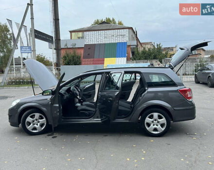 Серый Опель Астра, объемом двигателя 0 л и пробегом 230 тыс. км за 5700 $, фото 58 на Automoto.ua