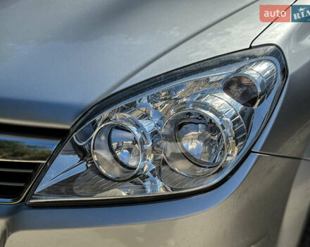 Серый Опель Астра, объемом двигателя 1.6 л и пробегом 210 тыс. км за 5500 $, фото 46 на Automoto.ua