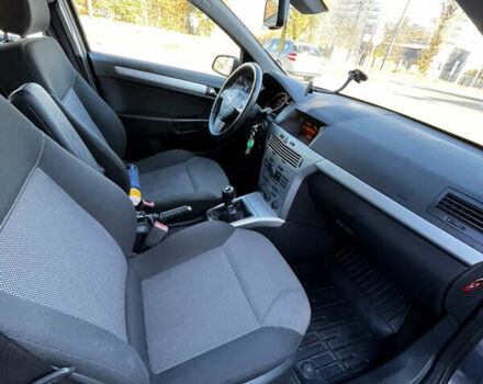 Опель Астра 2009 у Хмельницькому на Automoto.ua Сірий Опель Астра, об'ємом двигуна 1.6 л та пробігом 226 тис. км за 5999 $, фото 17 на Automoto.ua