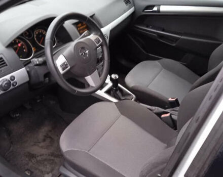 Серый Опель Астра, объемом двигателя 1.6 л и пробегом 175 тыс. км за 5800 $, фото 18 на Automoto.ua