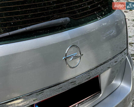 Серый Опель Астра, объемом двигателя 1.6 л и пробегом 210 тыс. км за 5500 $, фото 49 на Automoto.ua