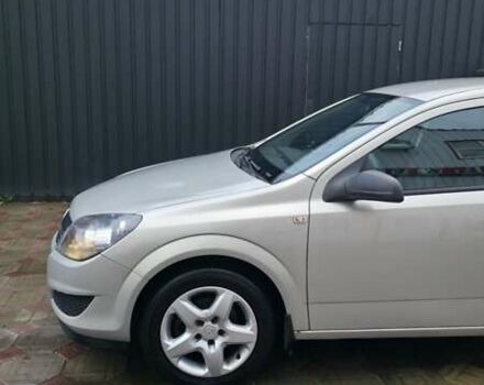 Опель Астра 2009 в Кролевце на Automoto.ua Серый Опель Астра, объемом двигателя 1.4 л и пробегом 244 тыс. км за 4950 $, фото 5 на Automoto.ua