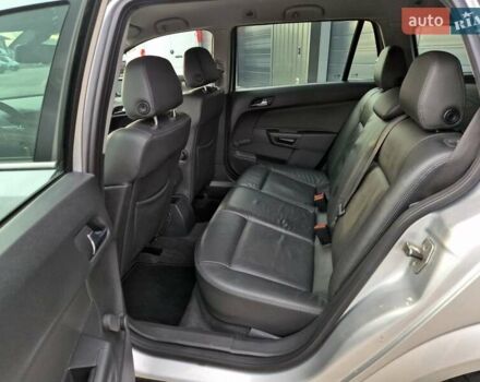 Серый Опель Астра, объемом двигателя 1.6 л и пробегом 253 тыс. км за 5650 $, фото 61 на Automoto.ua