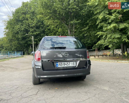 Серый Опель Астра, объемом двигателя 1.6 л и пробегом 235 тыс. км за 5500 $, фото 24 на Automoto.ua