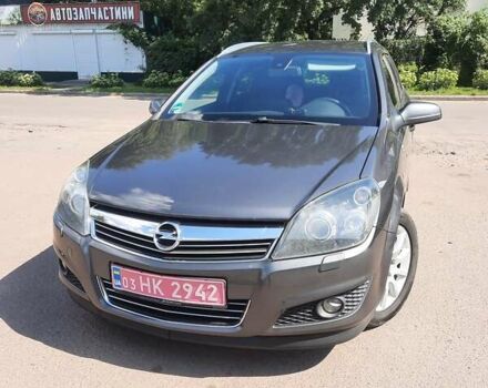 Серый Опель Астра, объемом двигателя 1.6 л и пробегом 236 тыс. км за 6300 $, фото 3 на Automoto.ua