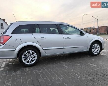 Серый Опель Астра, объемом двигателя 1.6 л и пробегом 229 тыс. км за 6000 $, фото 6 на Automoto.ua