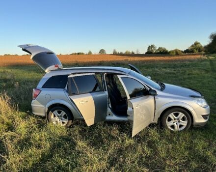 Серый Опель Астра, объемом двигателя 1.6 л и пробегом 243 тыс. км за 4700 $, фото 15 на Automoto.ua