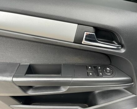 Серый Опель Астра, объемом двигателя 1.7 л и пробегом 254 тыс. км за 5900 $, фото 10 на Automoto.ua