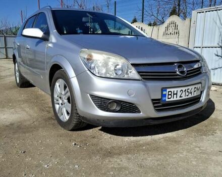 Серый Опель Астра, объемом двигателя 1.7 л и пробегом 290 тыс. км за 5500 $, фото 27 на Automoto.ua