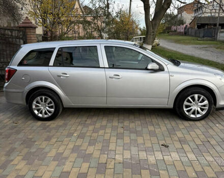 Сірий Опель Астра, об'ємом двигуна 1.7 л та пробігом 254 тис. км за 6800 $, фото 3 на Automoto.ua