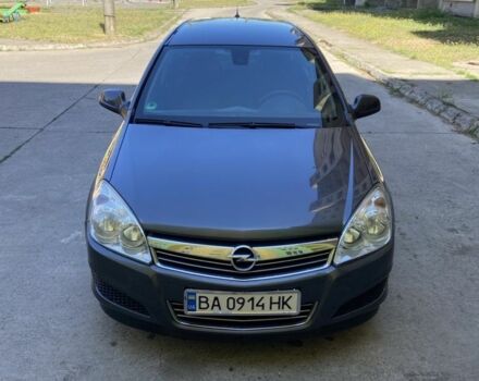 Серый Опель Астра, объемом двигателя 1.4 л и пробегом 213 тыс. км за 5800 $, фото 1 на Automoto.ua