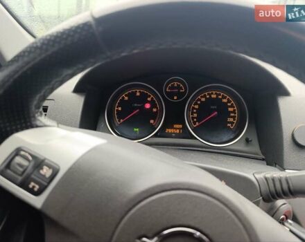 Серый Опель Астра, объемом двигателя 1.69 л и пробегом 300 тыс. км за 5800 $, фото 8 на Automoto.ua