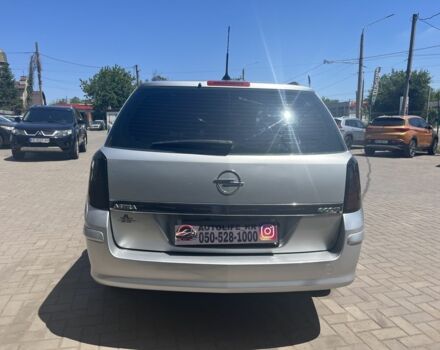 Серый Опель Астра, объемом двигателя 1.7 л и пробегом 254 тыс. км за 5900 $, фото 6 на Automoto.ua
