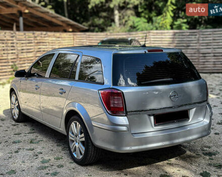 Серый Опель Астра, объемом двигателя 1.6 л и пробегом 210 тыс. км за 5500 $, фото 15 на Automoto.ua